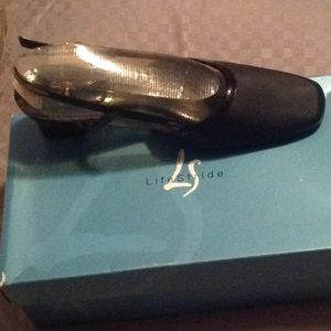 Lifestride Slingback Shiny Black Shoe